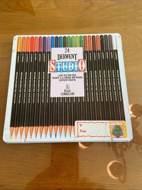 Derwent Slightly Used 24 Colored Pencil Tin Set 32197 Professional Art Set.